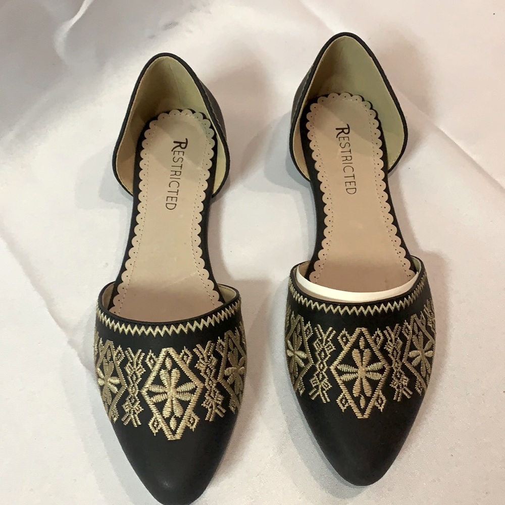 Embroidered Flats - Picture 1 of 3
